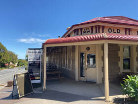 Old Bush Inn, Willunga - Great Aussie Pubs, Pubs Supporting People